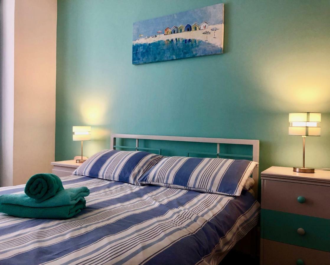 Princess St Apartments Portrush Eksteriør billede