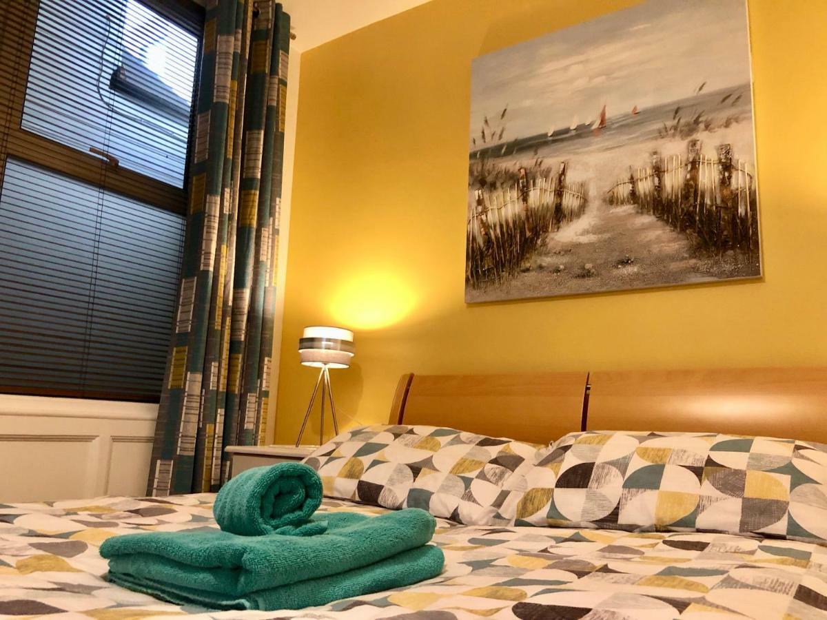 Princess St Apartments Portrush Eksteriør billede